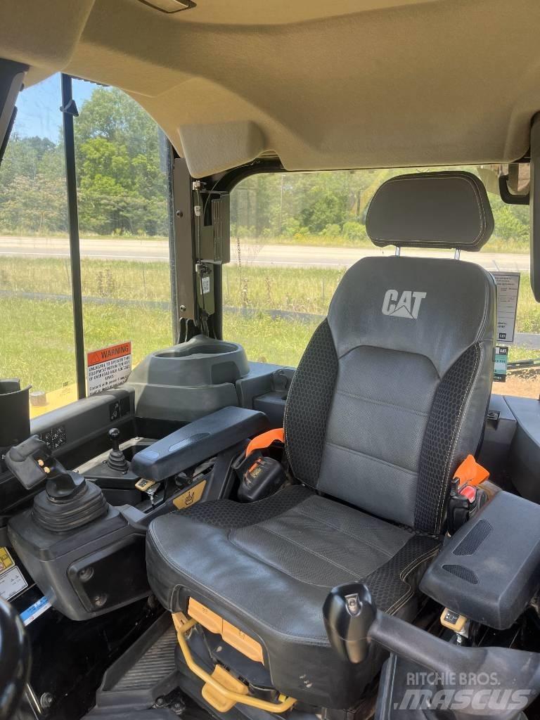 CAT D 6 LGP Spycharki gąsienicowe