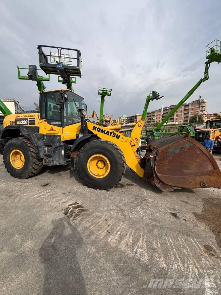 Komatsu WA 320-8 Ładowarki kołowe