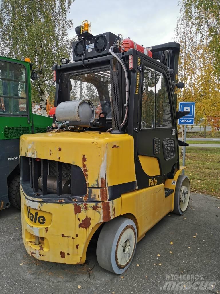 Yale GLC70GC Wózki LPG