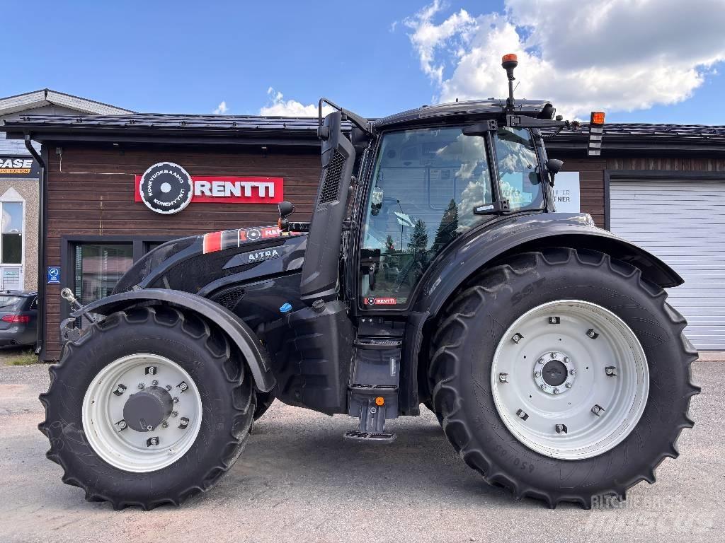 Valtra T 215 Versu Ciągniki rolnicze