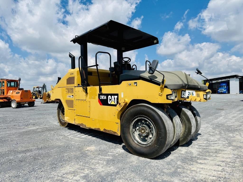 CAT CW 34 Walce ogumione