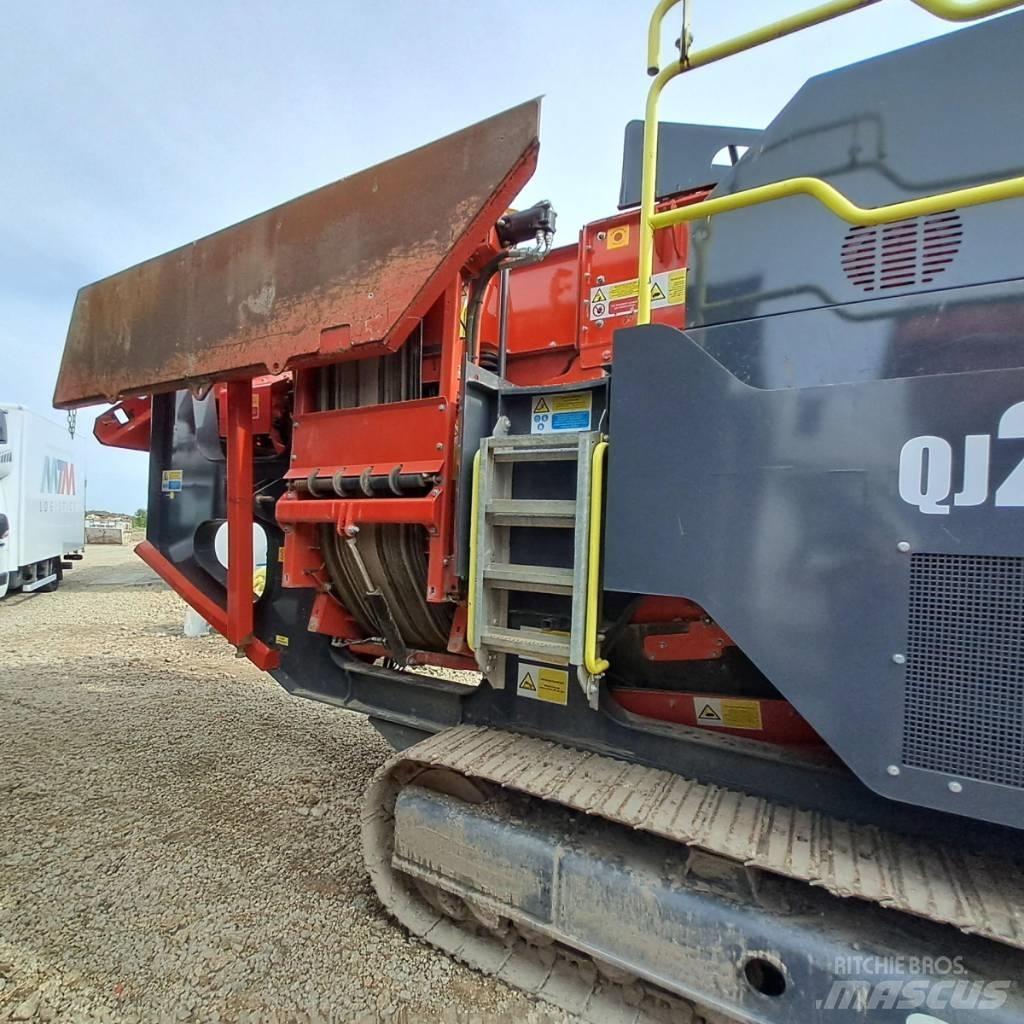 Sandvik QJ241 Kruszarki mobilne