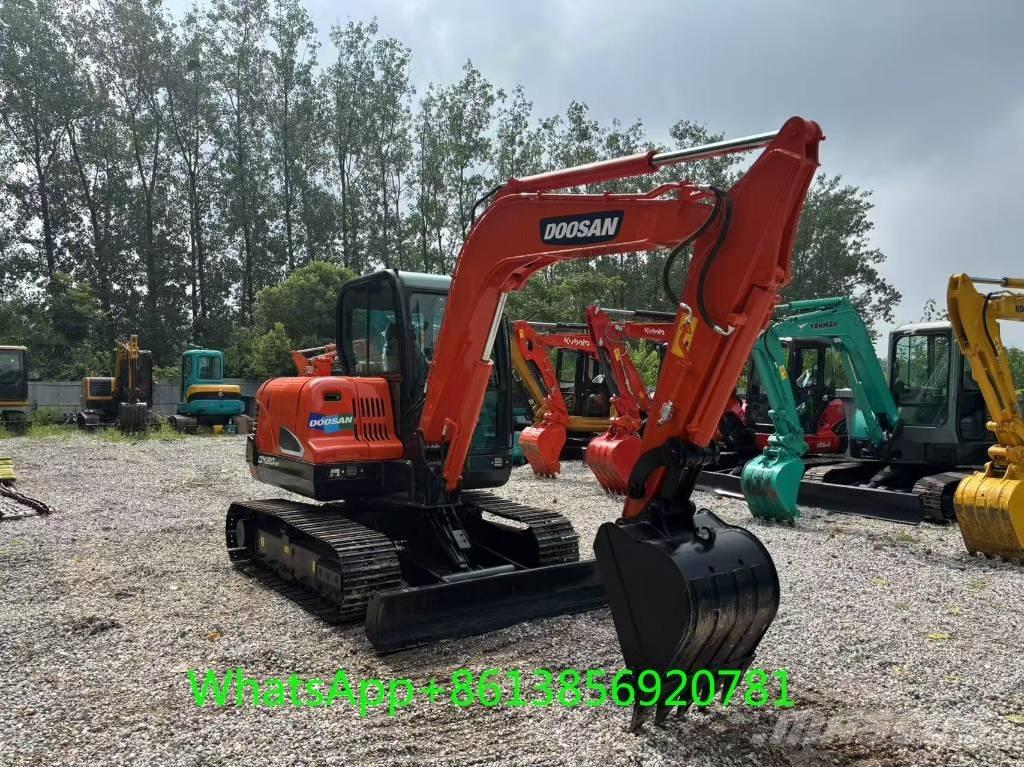 Doosan DX 60 Minikoparki