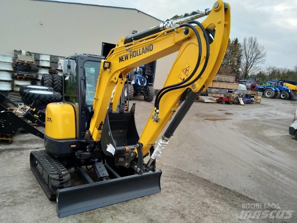 New Holland E37C Minikoparki