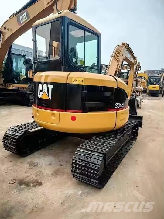 CAT 304 CR Minikoparki