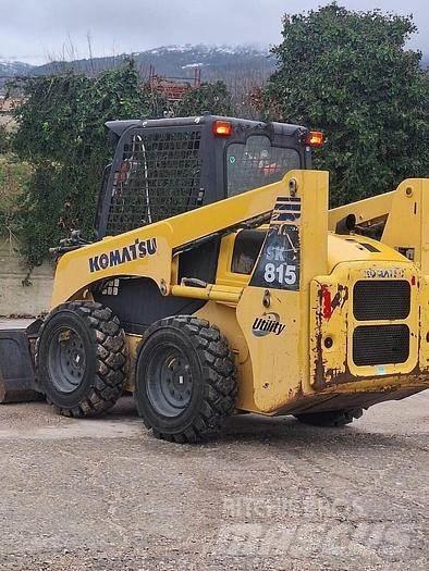 Komatsu SK815 Miniładowarki