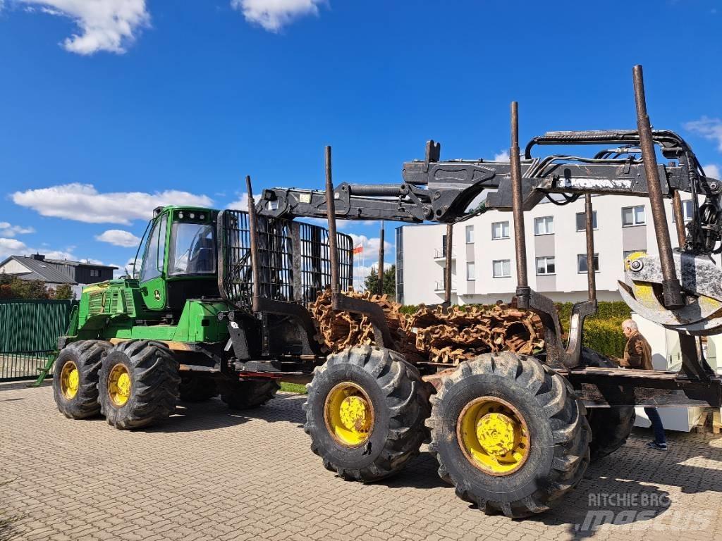 John Deere 1910G Forwardery