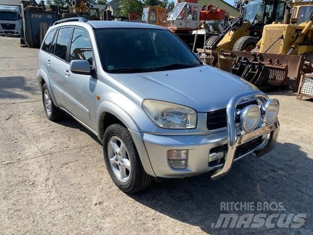 Toyota RAV-4 Samochody osobowe