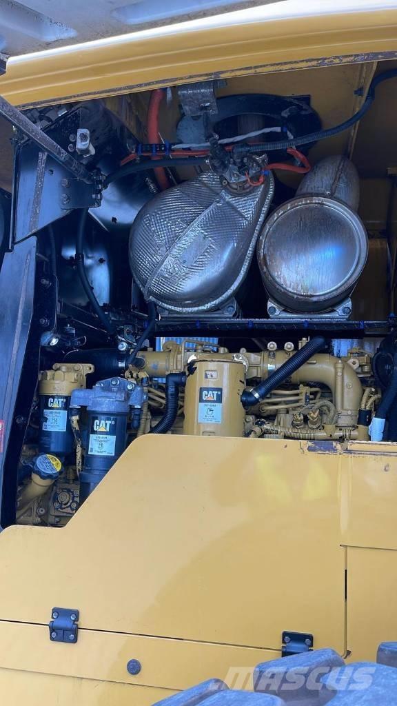 CAT 938M Ładowarki kołowe