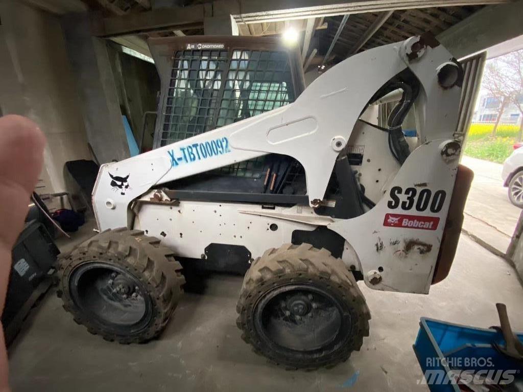 Bobcat S 300 Ładowarki burtowe