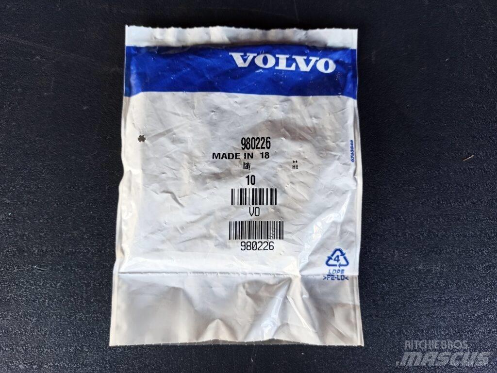 Volvo STUD 980226 Transport - Inne