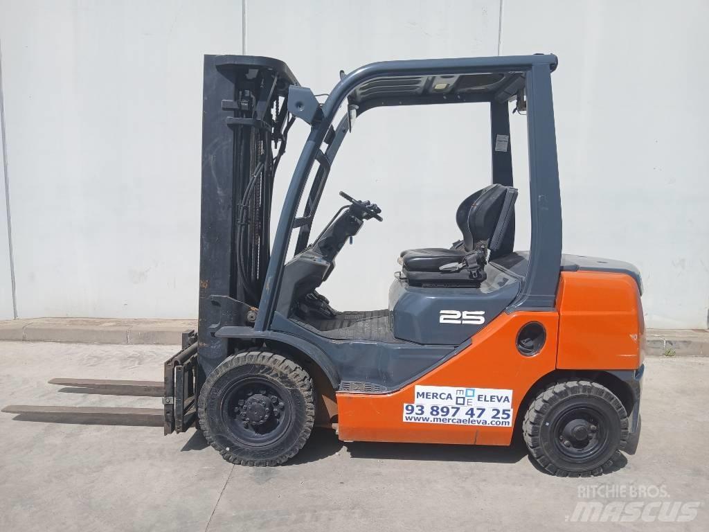 Toyota 02-8FDF25 Wózki Diesla