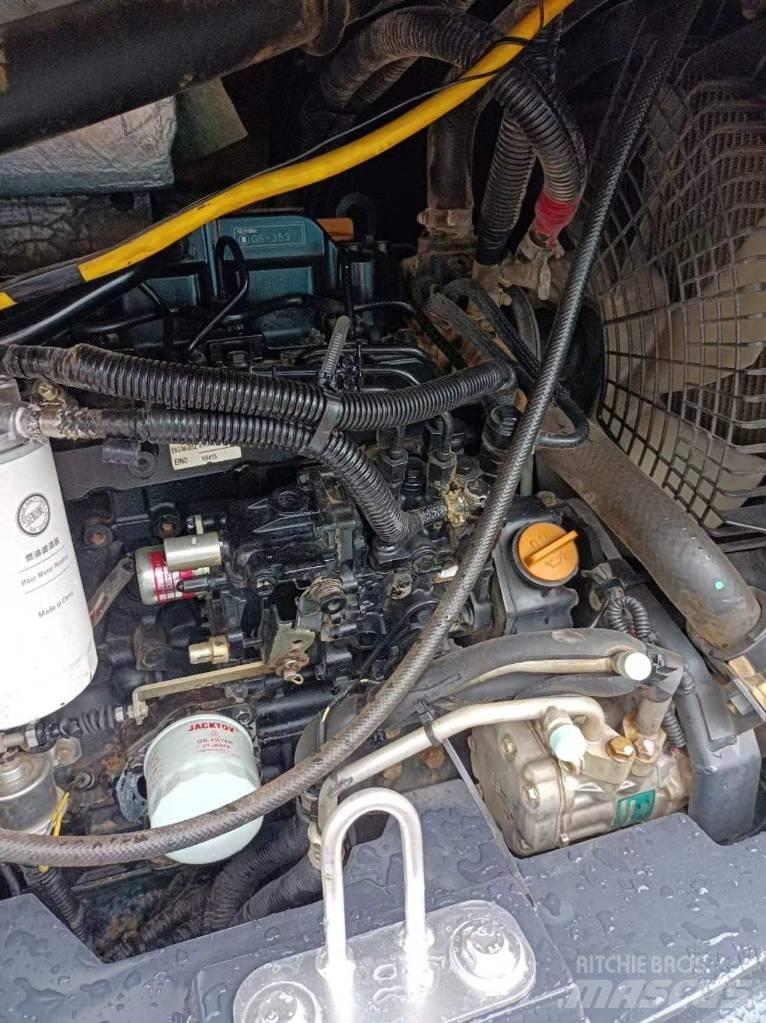 Hitachi ZX 55 UR Minikoparki