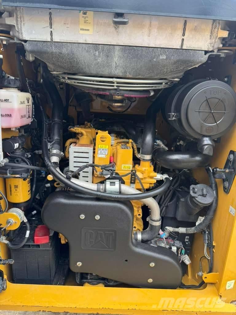 CAT 279 D3 Ładowarki burtowe