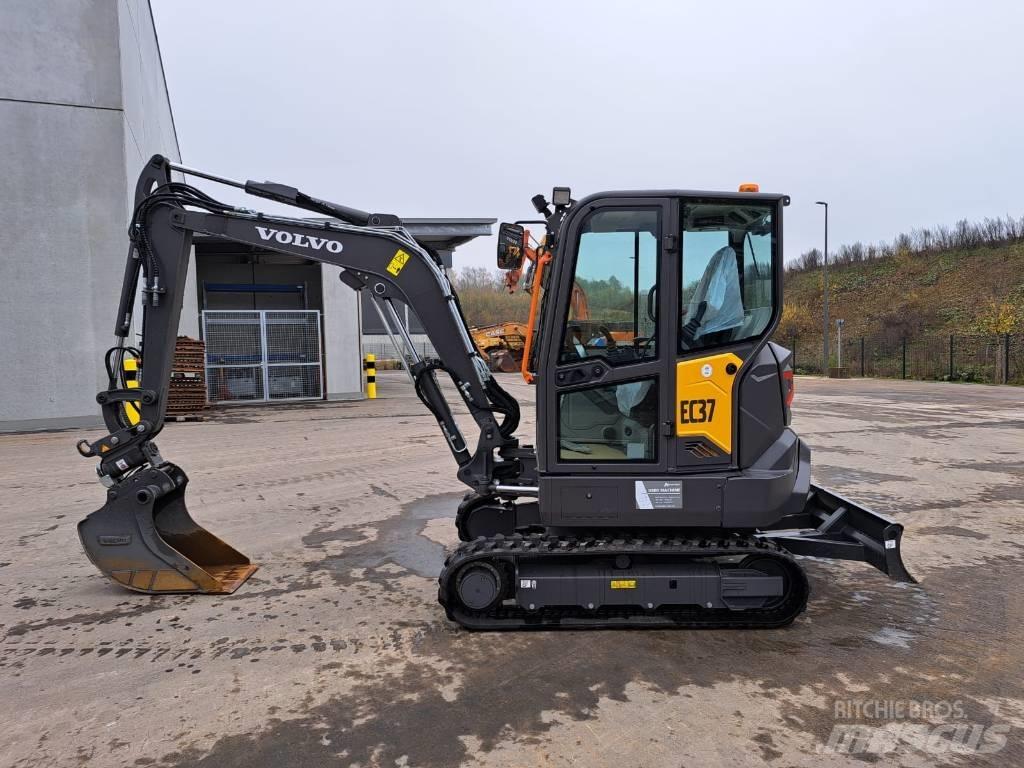 Volvo EC 37 F Minikoparki