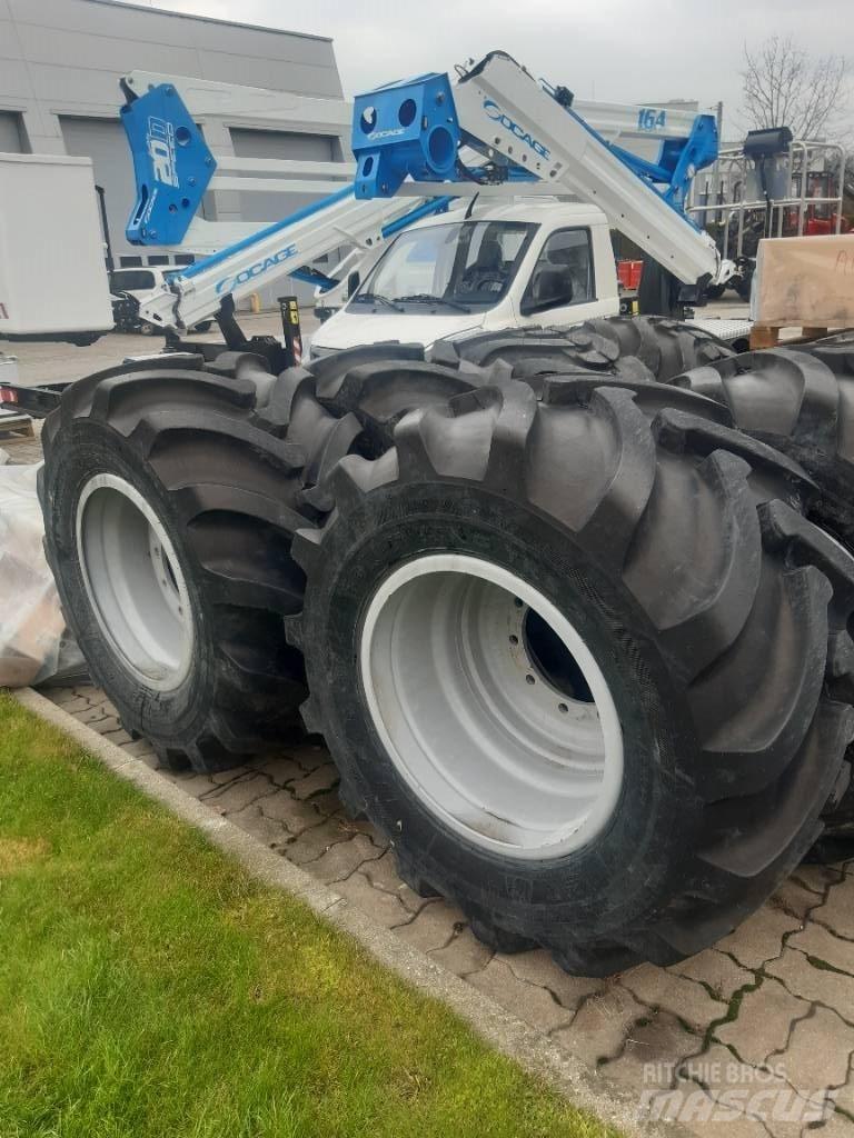 Nokian 600/50-24,5 Opony, koła i felgi