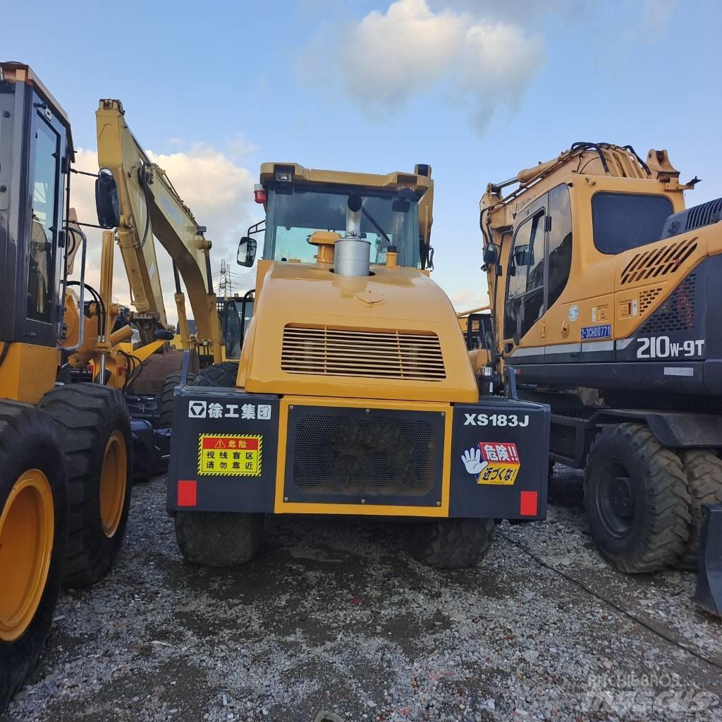 XCMG XS 183 J Walce jednobębnowe