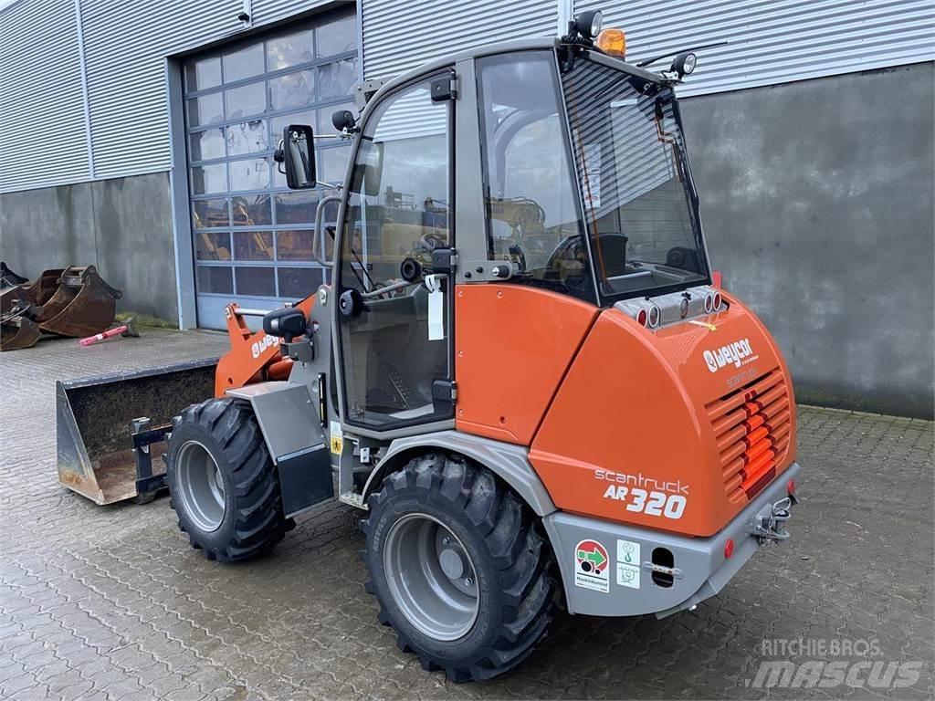 Weycor AR320 Cab Ładowarki wielofunkcyjne