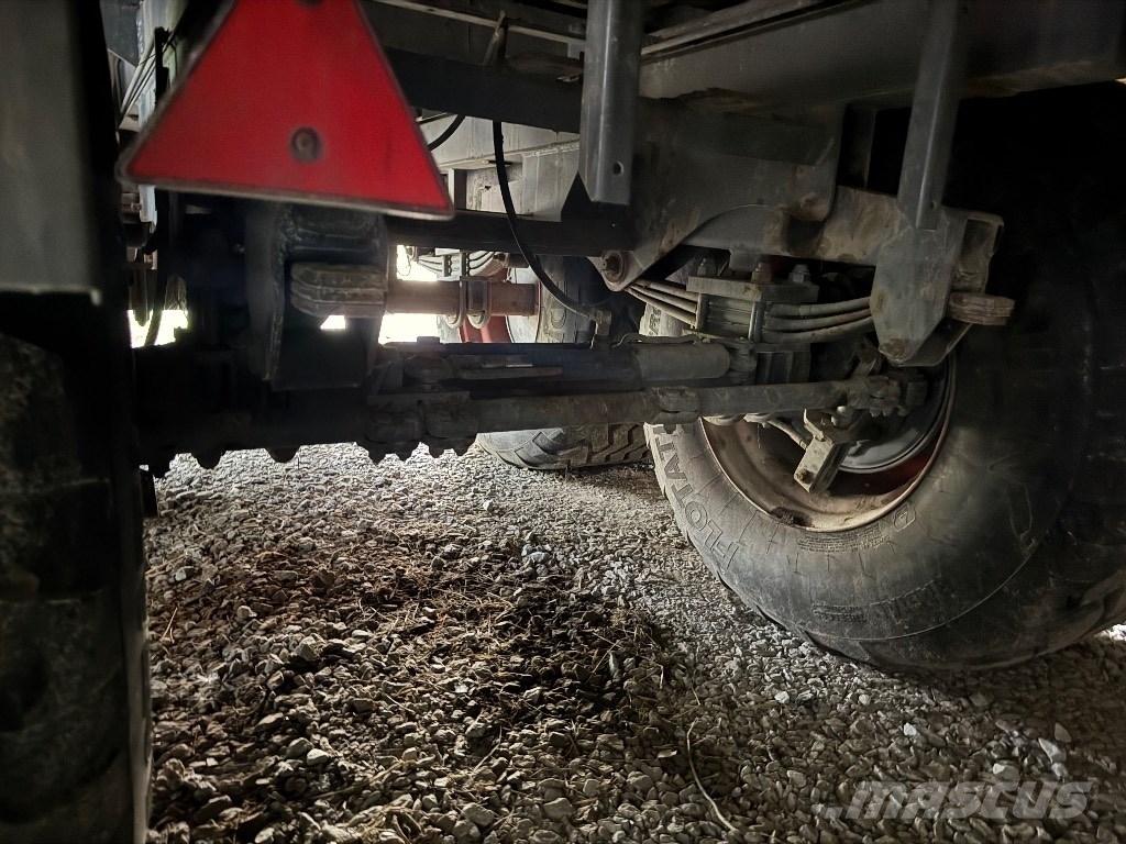 CLAAS Quantum 5800 P Przyczepy samozaładowcze
