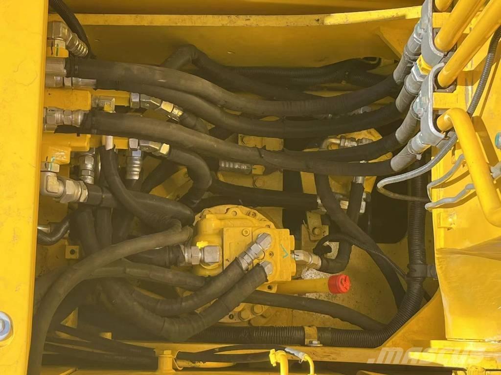 Komatsu PC 130 Koparki gąsienicowe