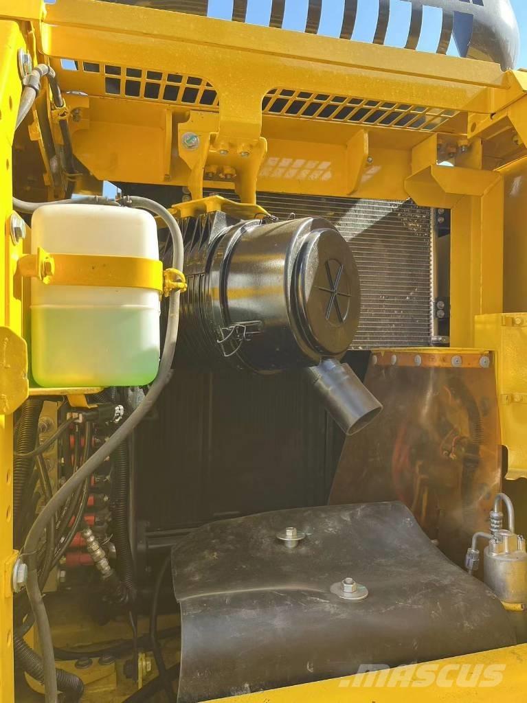 Komatsu PC 130 Koparki gąsienicowe