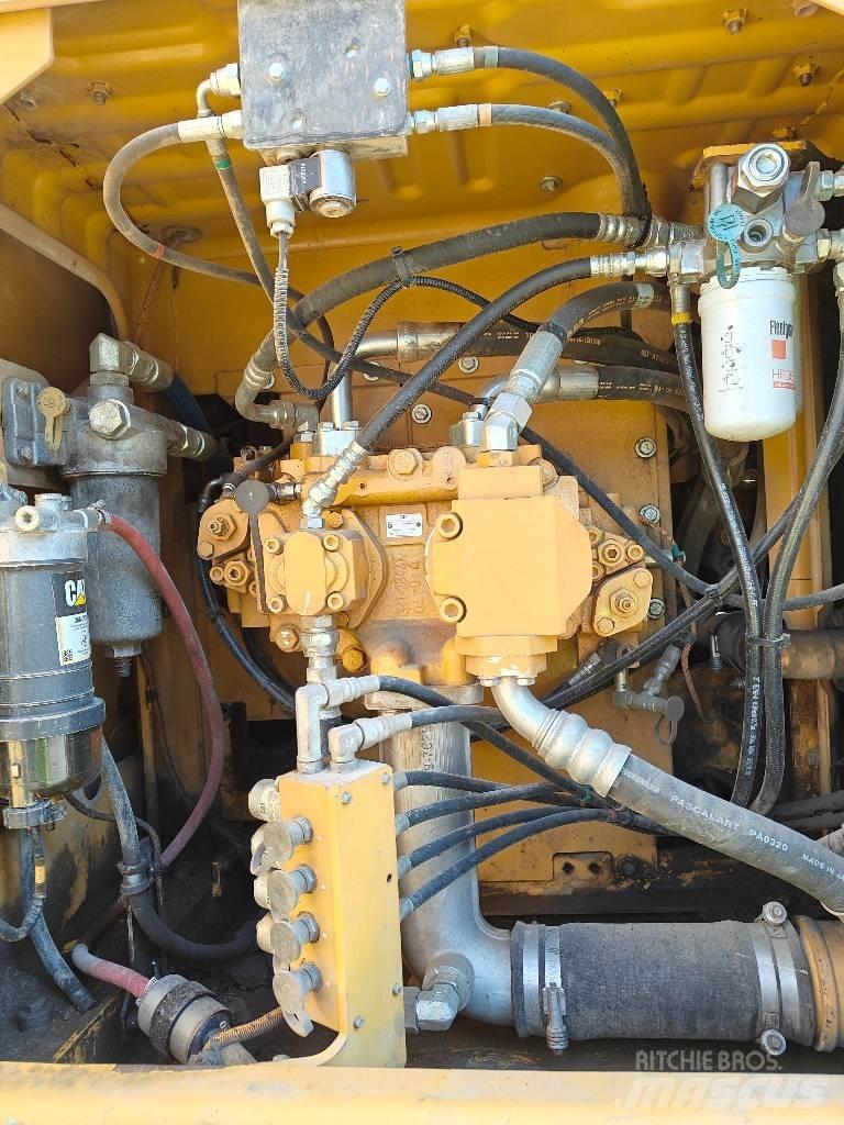 CAT 320 EL Koparki gąsienicowe