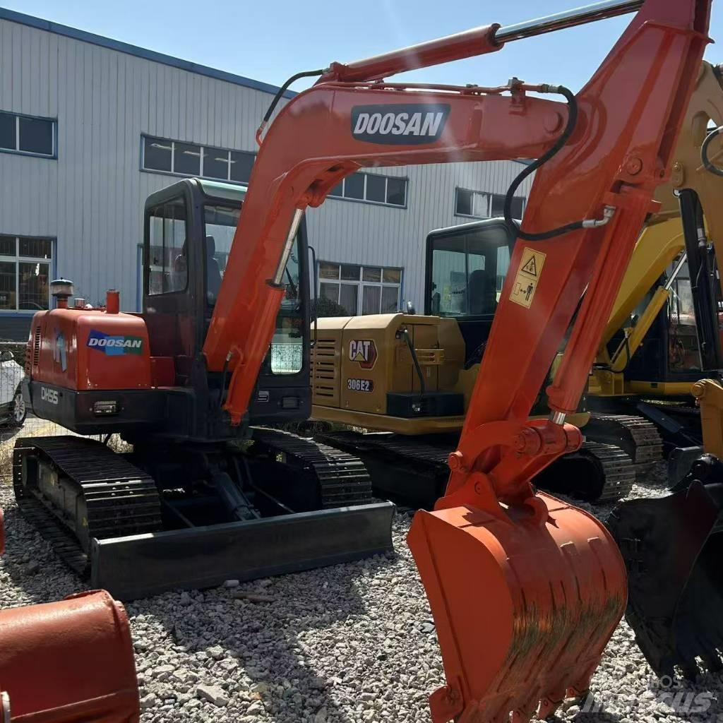 Doosan 55 Koparki gąsienicowe