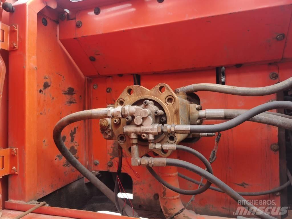 Doosan DX 300 LC Koparki gąsienicowe