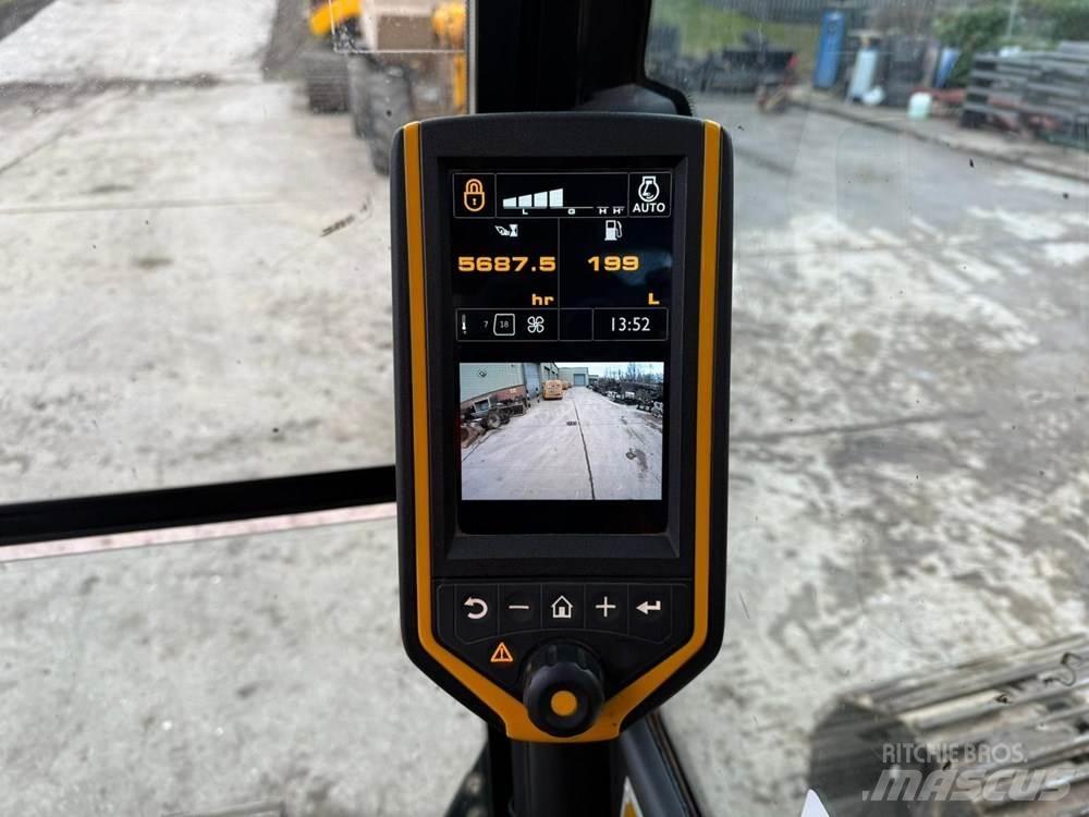 JCB JS145 Koparki gąsienicowe