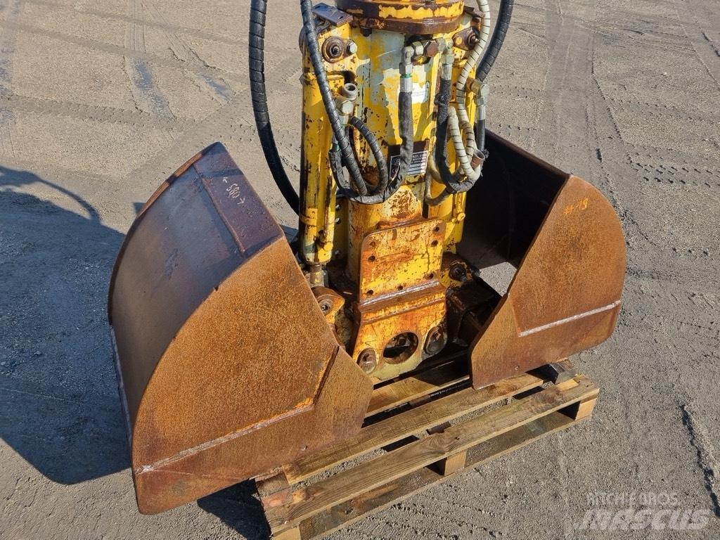 Liebherr 600 MM Chwytaki