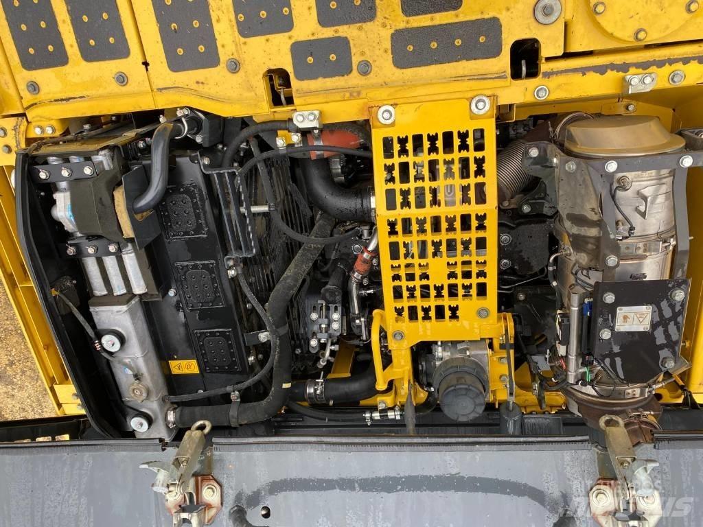 Komatsu PC240LC-10 Koparki z długim ramieniem