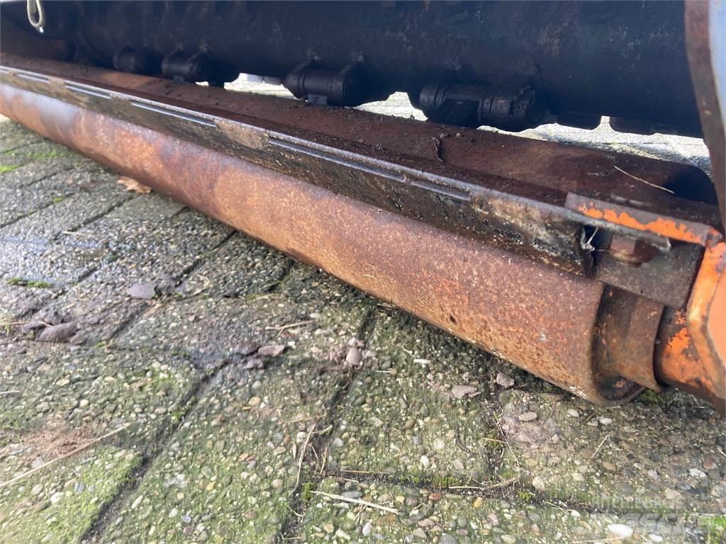  Cancela TGB-180D Kosiarki na pola golfowe i stadiony
