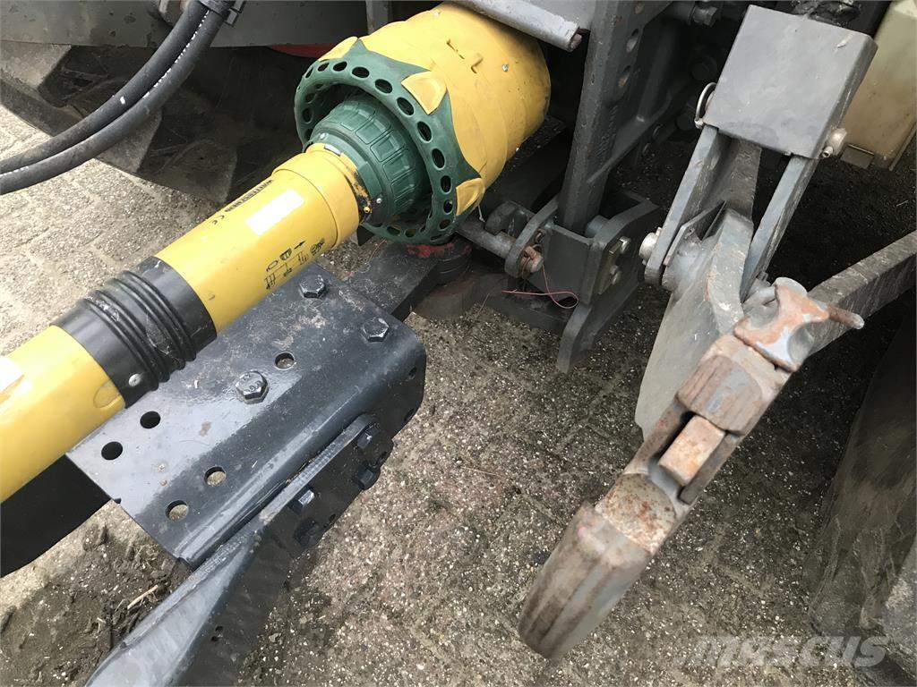 Fendt 411 Com2 Ciągniki rolnicze