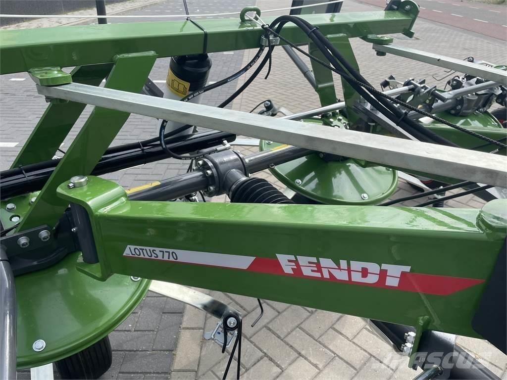 Fendt Lotus 770 Zgrabiarki i przetrząsacze