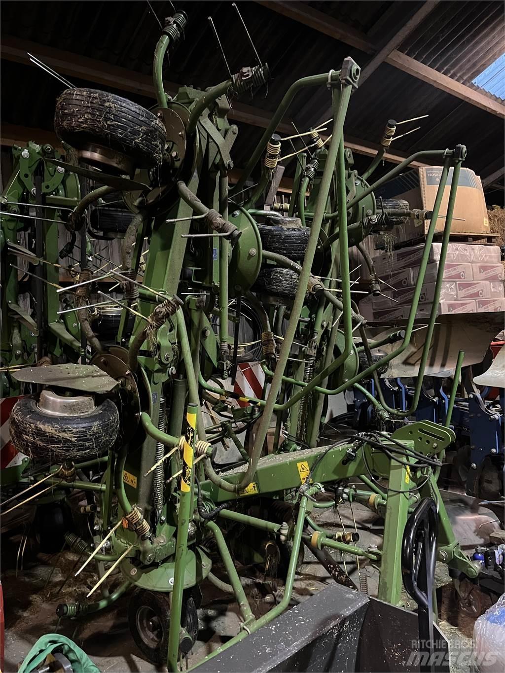Krone KW 8.82 Zgrabiarki i przetrząsacze