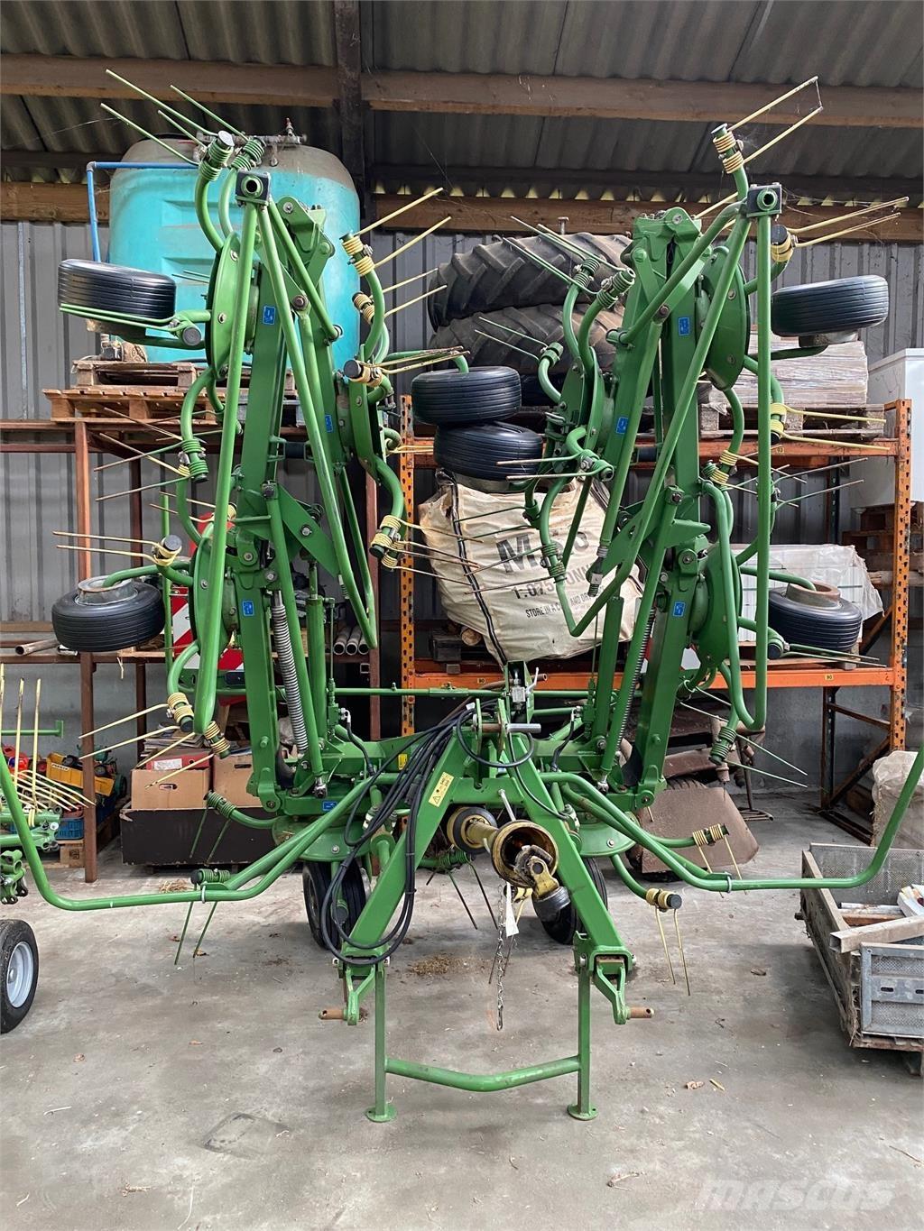 Krone KW 8.82 Zgrabiarki i przetrząsacze