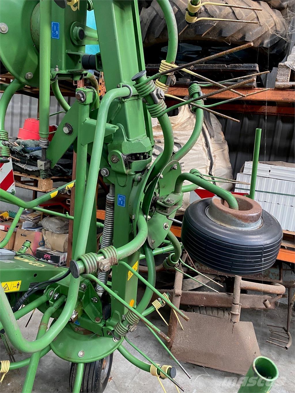 Krone KW 8.82 Zgrabiarki i przetrząsacze