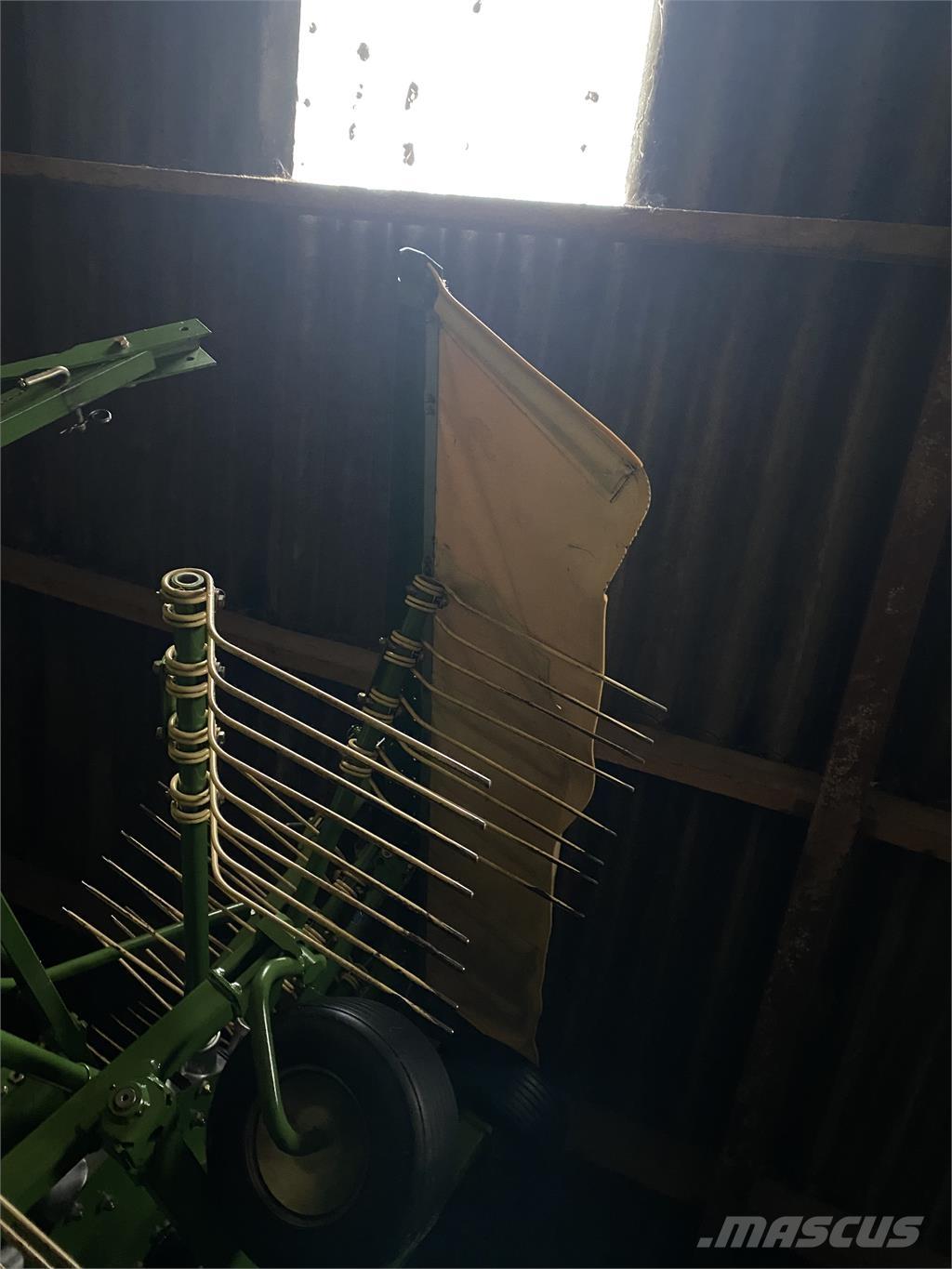 Krone Swadro 807 Zgrabiarki i przetrząsacze