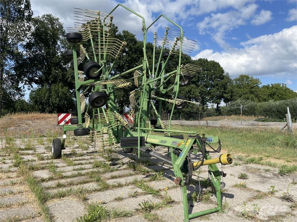 Krone Swadro 900 Zgrabiarki i przetrząsacze