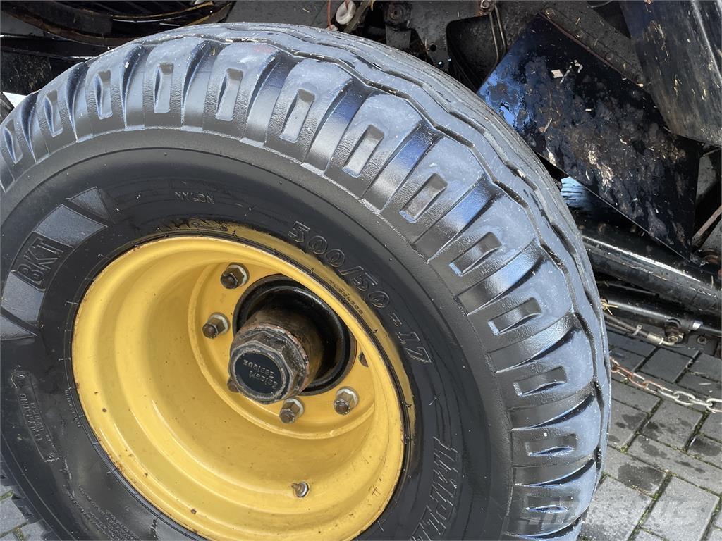 New Holland BB960 Prasy kostkujące