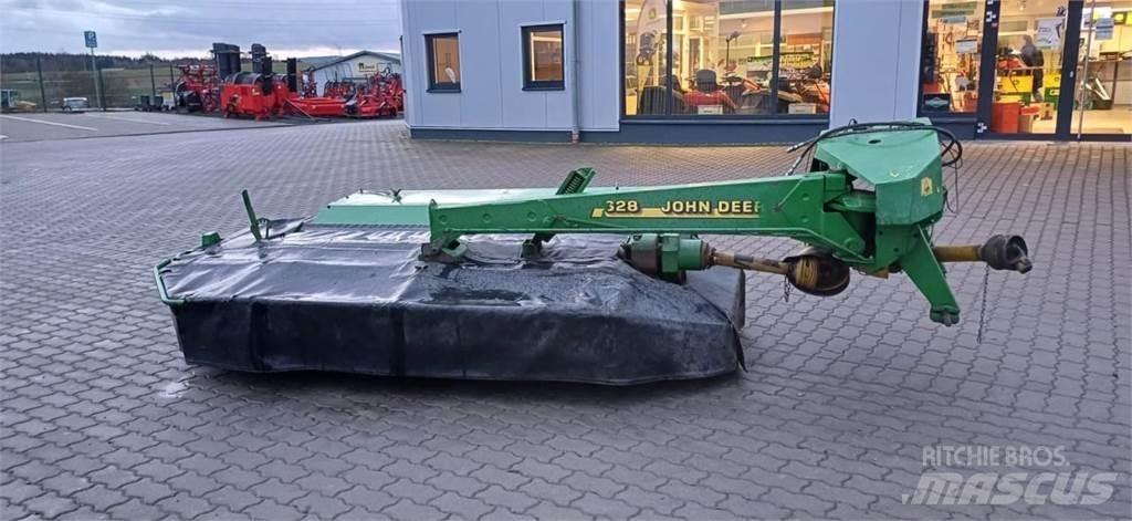 John Deere 328 Kosiarki