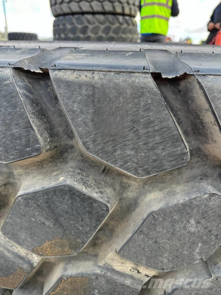Bridgestone 26.5R25 Opony, koła i felgi