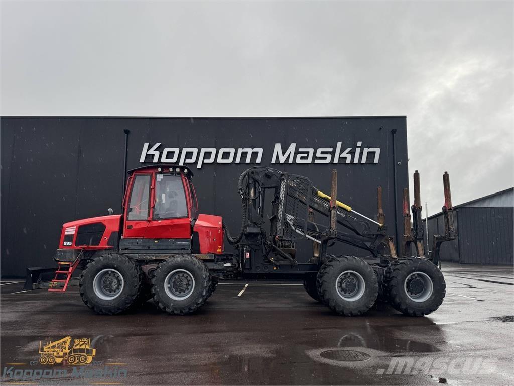 Komatsu 895 Forwardery