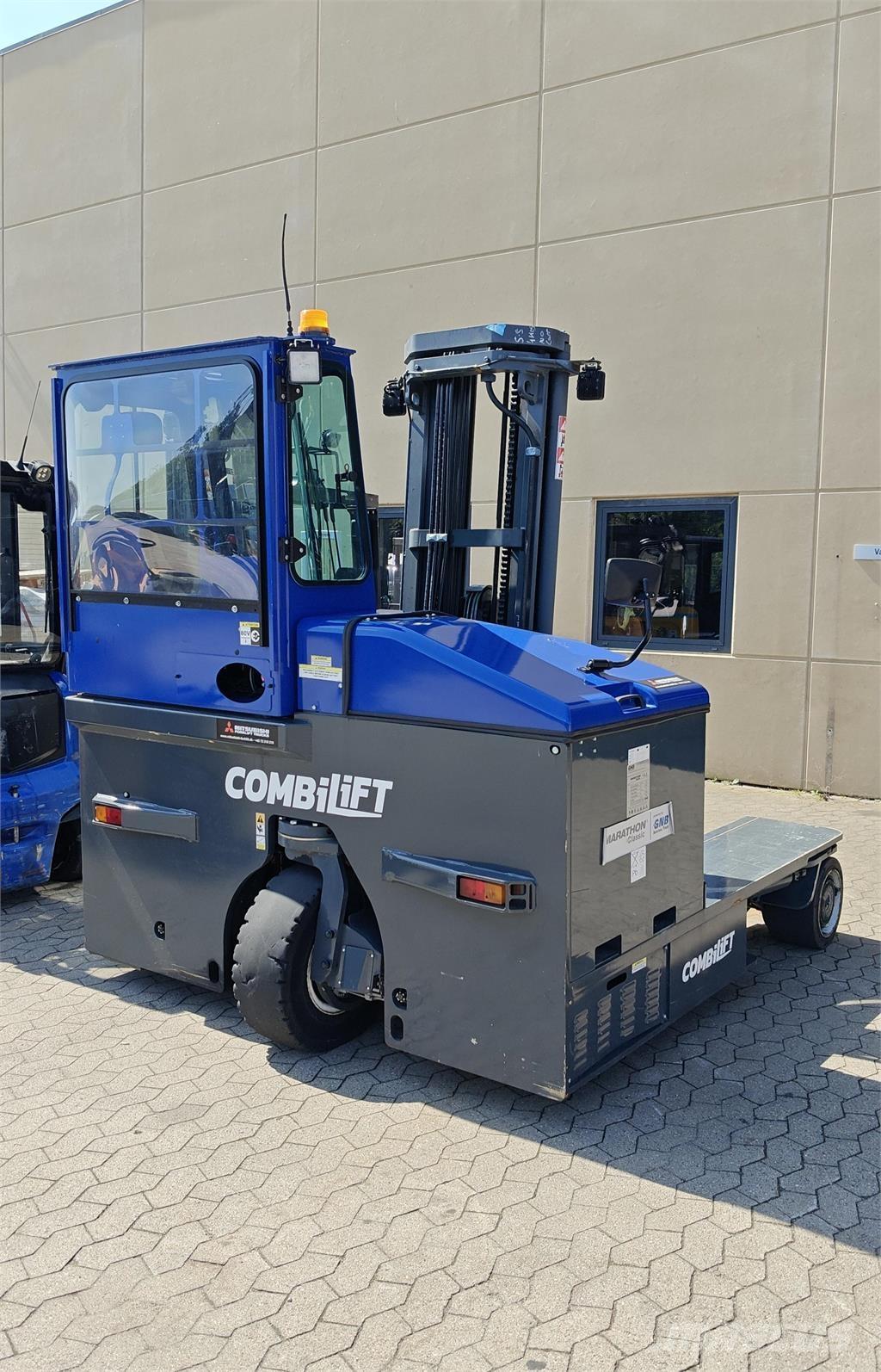 Combilift C4500E Wózki widłowe czterokierunkowe