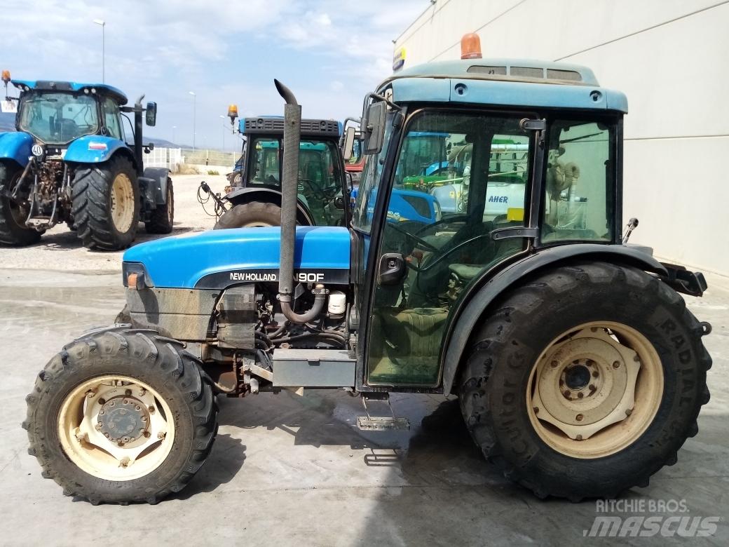 New Holland TN 90 F Ciągniki rolnicze