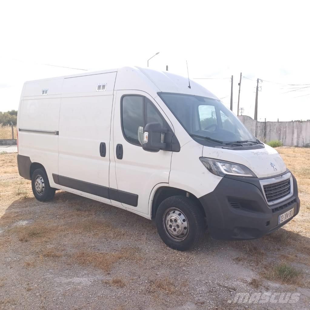 Peugeot Boxer Pick-upy / Pojazdy z otwieranymi burtami