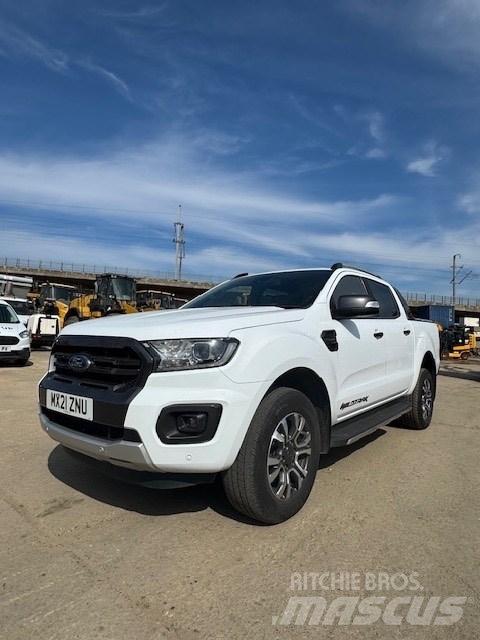 Ford Ranger Wildtrak Pick-upy / Pojazdy z otwieranymi burtami