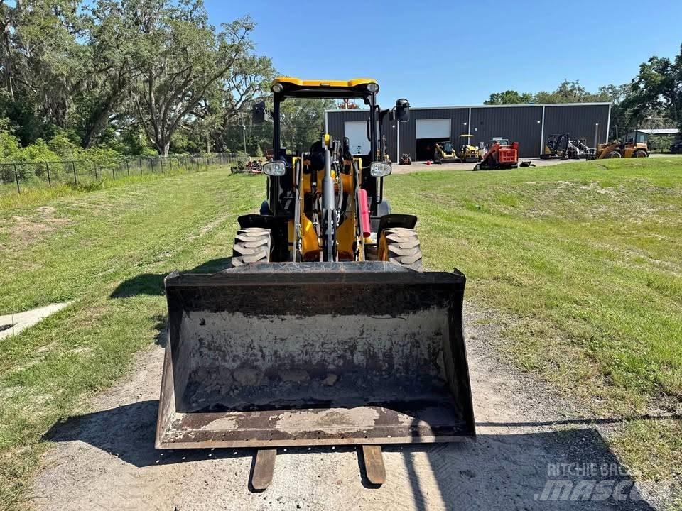 JCB 407 Ładowarki kołowe