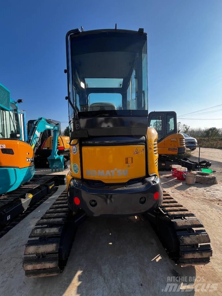 Komatsu PC 35 MR Minikoparki