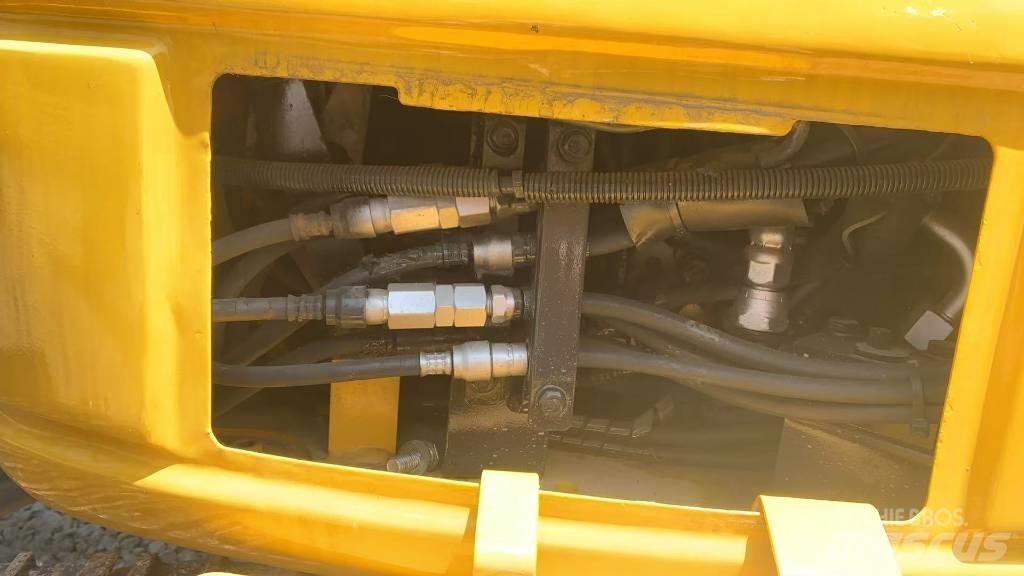 Komatsu PC 40 MR Koparki gąsienicowe